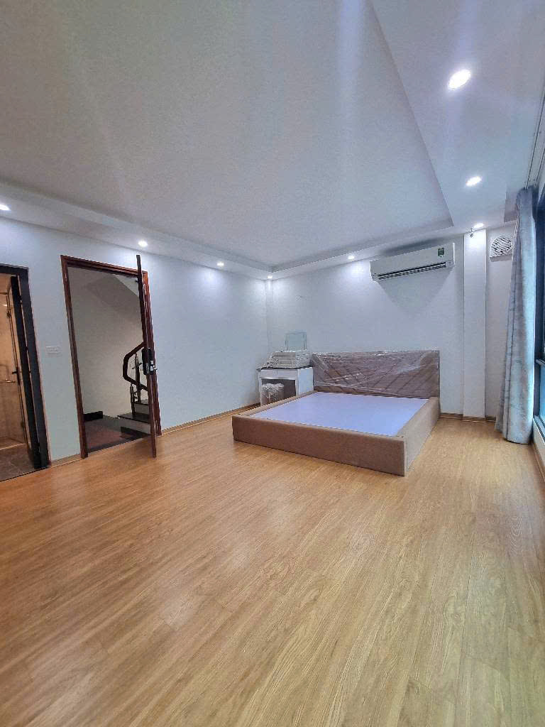 BÁN NHÀ TỰU LIỆT - LÔ GÓC - MẶT TIỀN QUYỀN LỰC - NHÀ ĐẸP - Ở NGAY - 10,3 TỶ